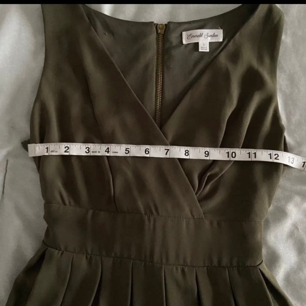 Fit and Flare Dress size 3 - Picture 5 of 8